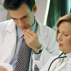 临床试验中的自杀监测